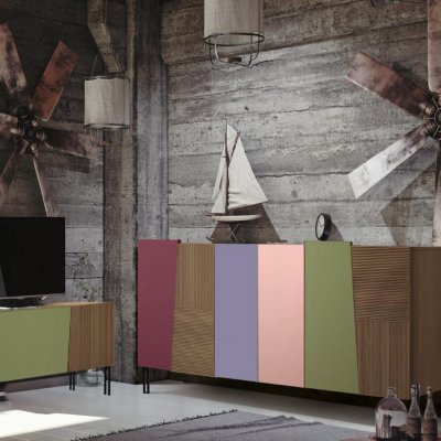 Credenza 3 porte con piedino in metallo immagine 1