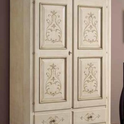 Armadio laccato immagine 1