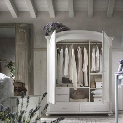 Armadio laccato immagine 2