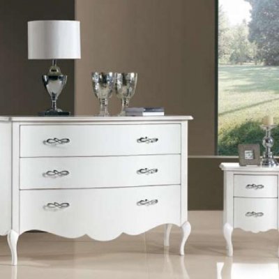 Comò e comodino immagine 1