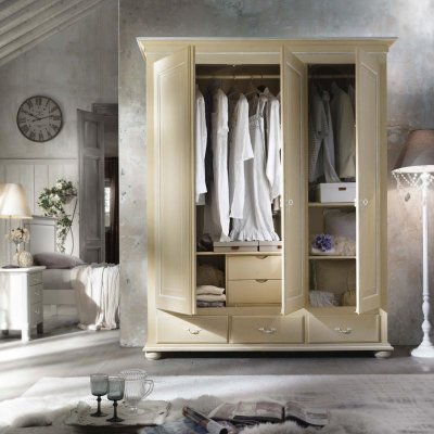 Armadio 3p. immagine 2