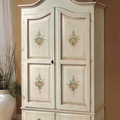 Armadio laccato immagine 1